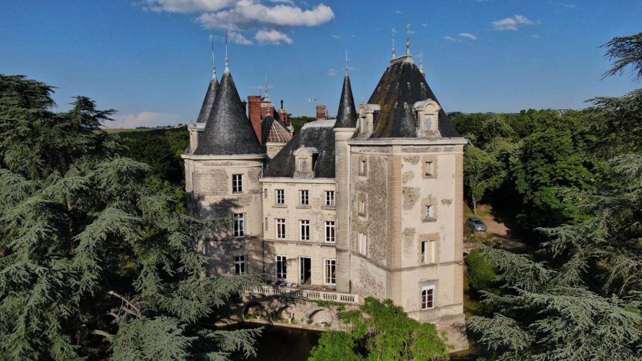 Chateau De Saint Bonnet Les Oules Kültér fotó