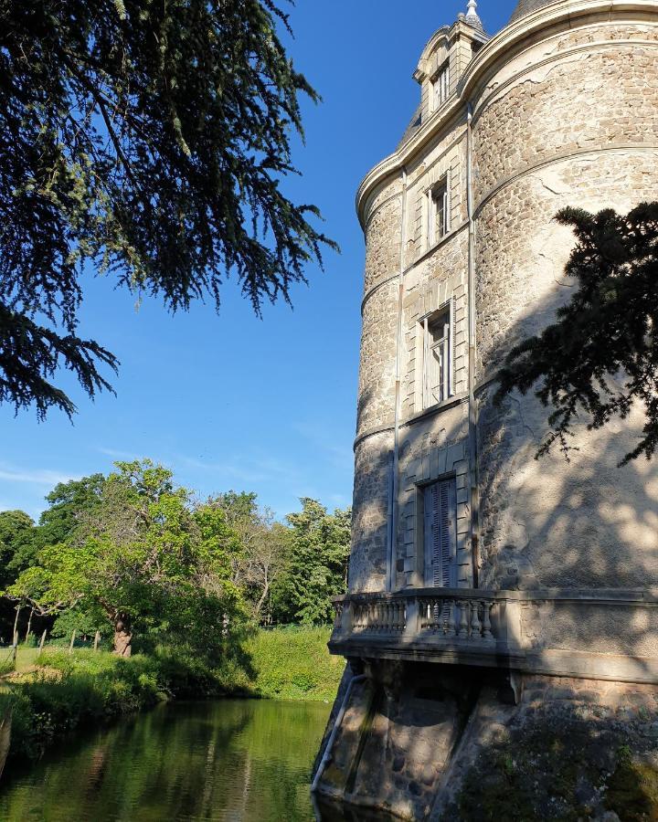 Chateau De Saint Bonnet Les Oules Kültér fotó